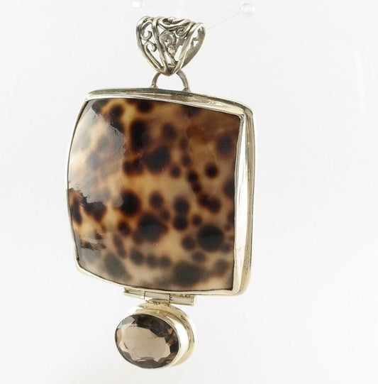 Vintage Shell, Quartz Sterling Silver Pendant