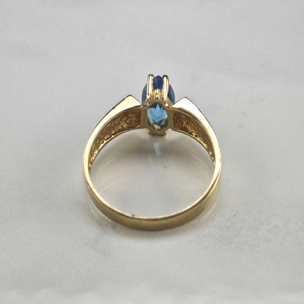 Marquis Topaz 14K Gold Ring Sz 7 1/2 R6799