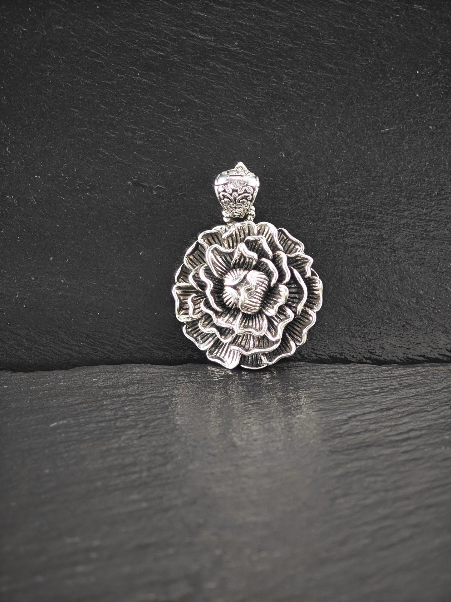 Jai, Floral Pendant Sterling Silver P2710