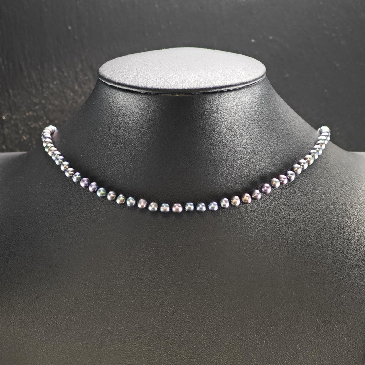 Dark Blue 4.5mm Pearls 14K Gold Clasp Beaded Necklace N2774
