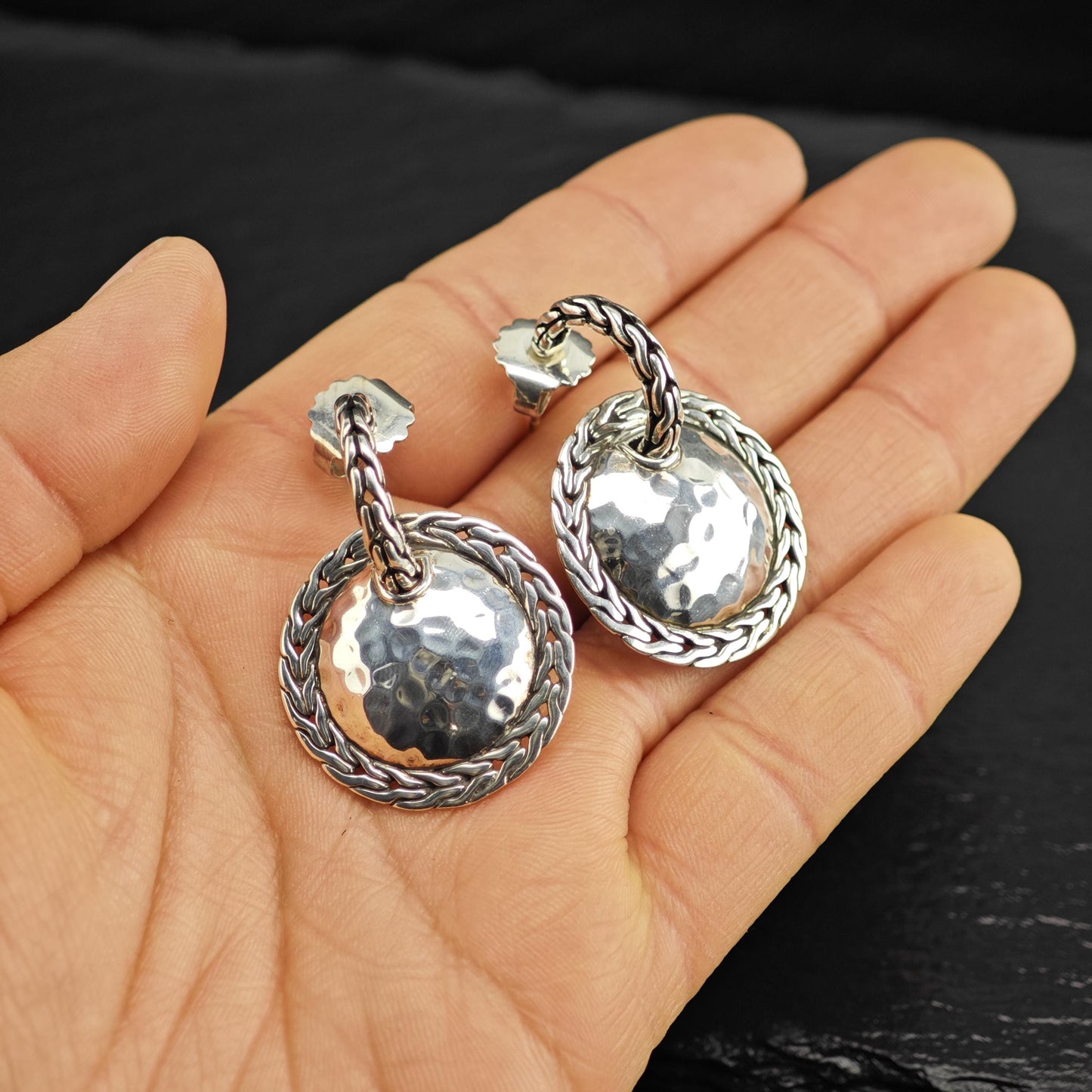 Vintage John Hardy Hammered Shield Stud Sterling Silver Earrings ER3189