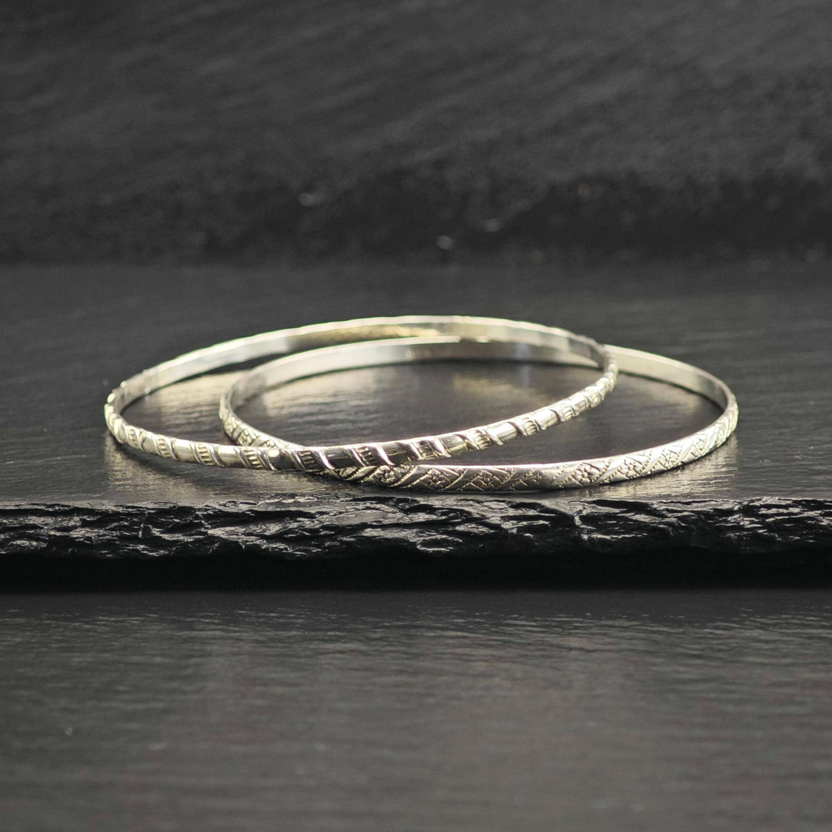 Choice of Repousse Sterling Silver Bangles Sz 8" BR3122