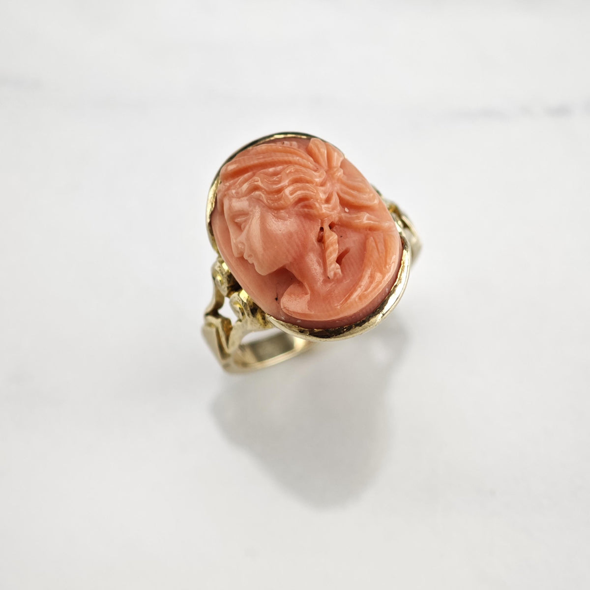Art Nouveau Coral Cameo 10k Gold Ring Sz 4 1/2 R6802