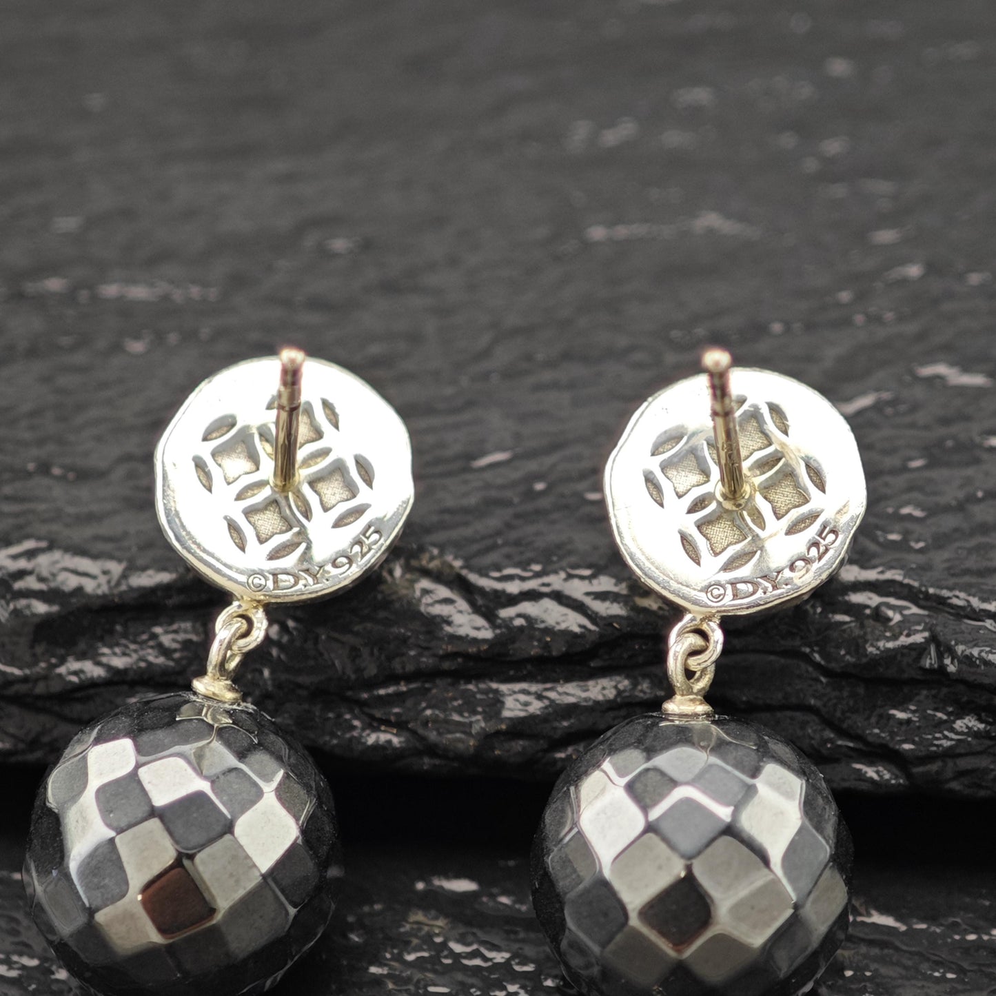 Vintage David Yurman Dark Gray Hematite Sterling Silver Stud Earrings