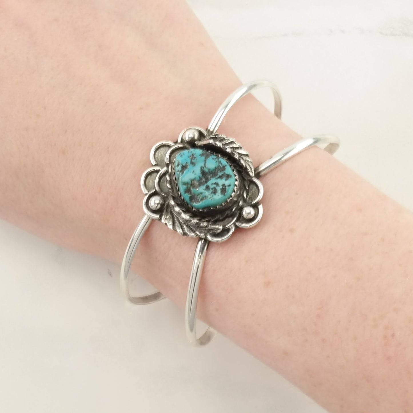 Southwest Sterling Silver Cuff Bracelet Blue Turquoise Leaf