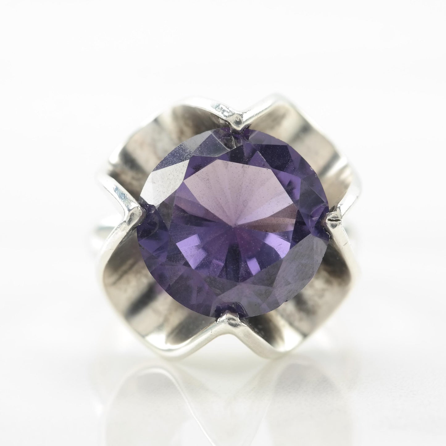 Sterling Silver Ring Lab Corundum Floral Purple Sz5 1/2 R5469