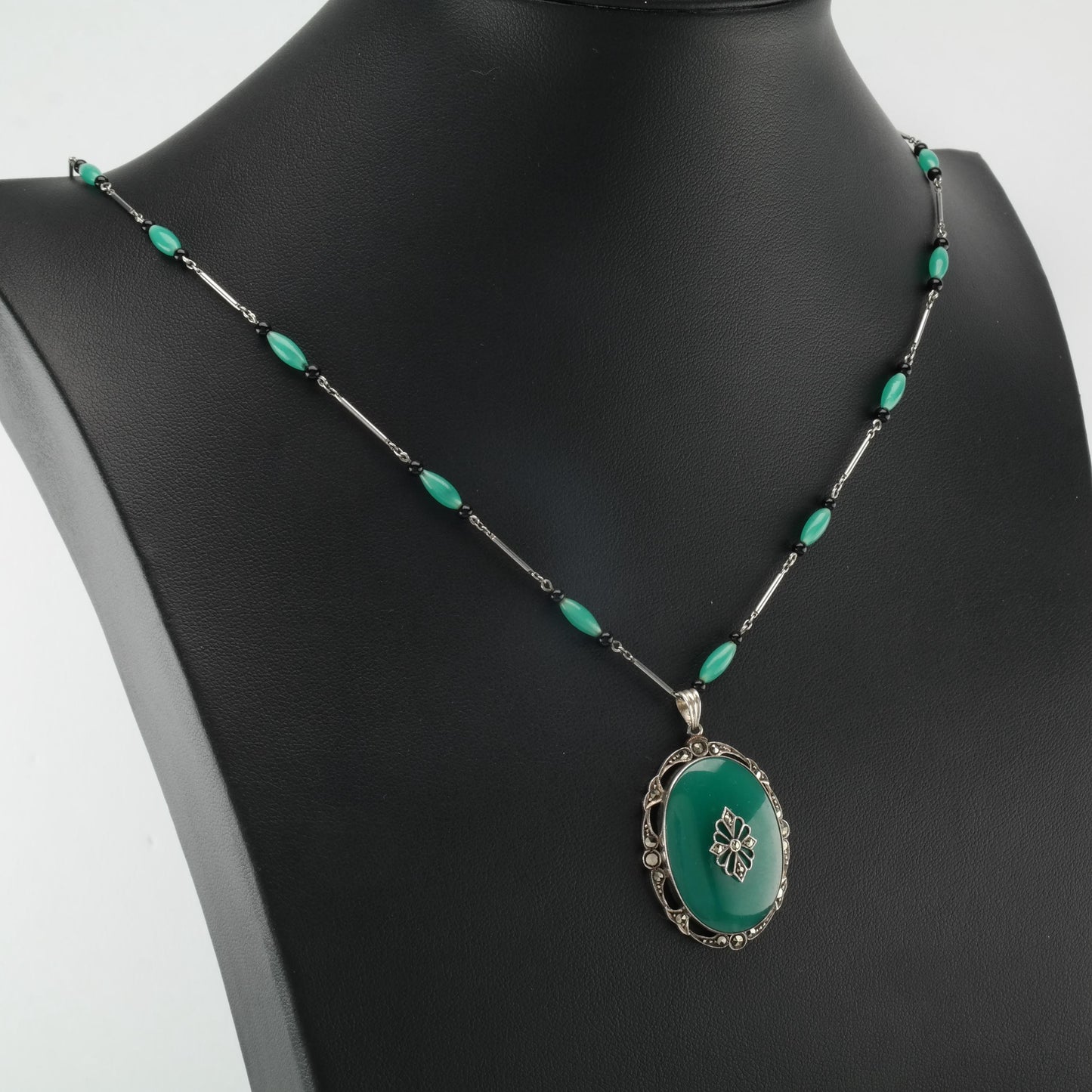 Art Deco Chrysoprase, Onyx, Marcasite Sterling Silver Necklace N2375