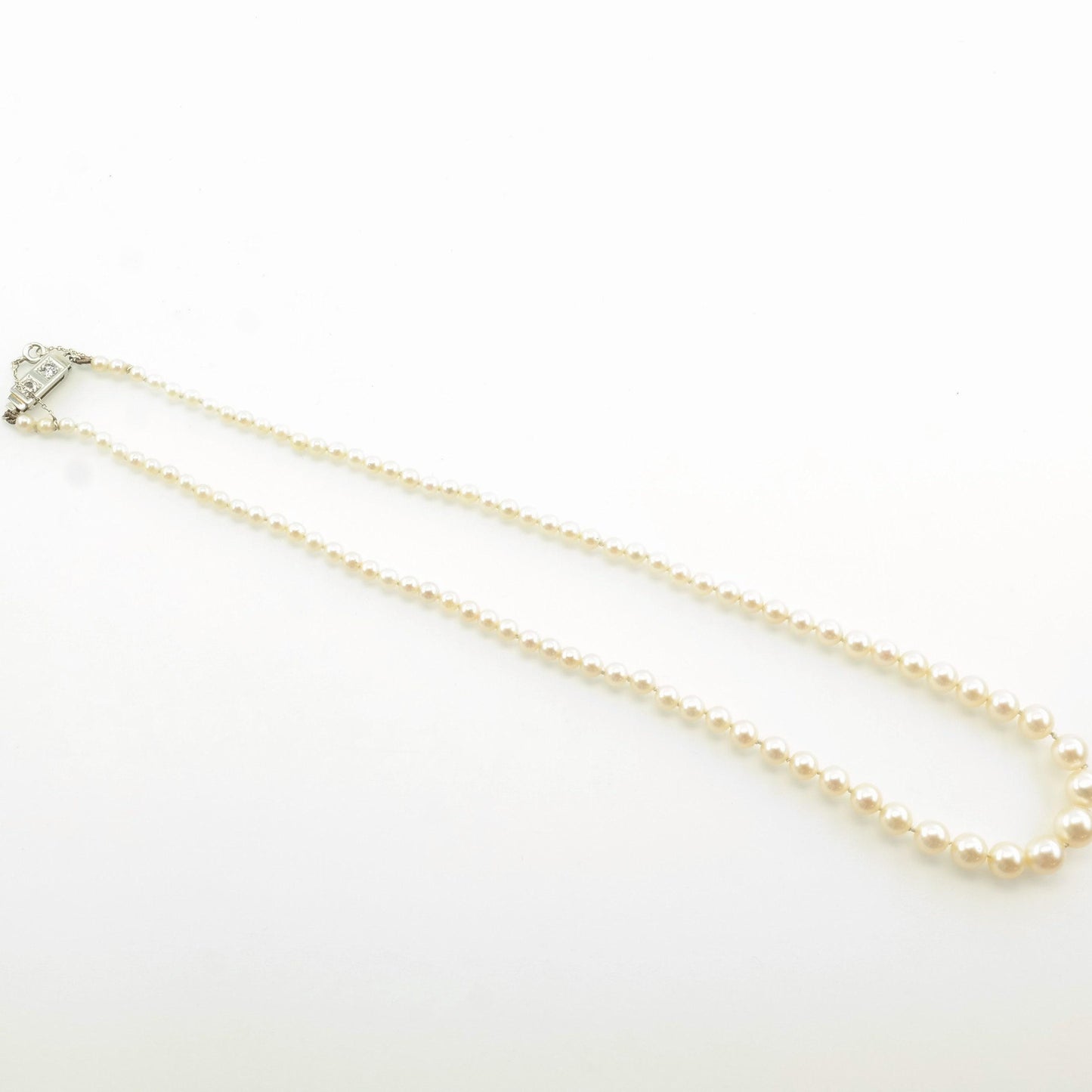 Art Deco Diamond Graduating Pearl Strand Necklace 14k White Gold 17 7/8" N1976