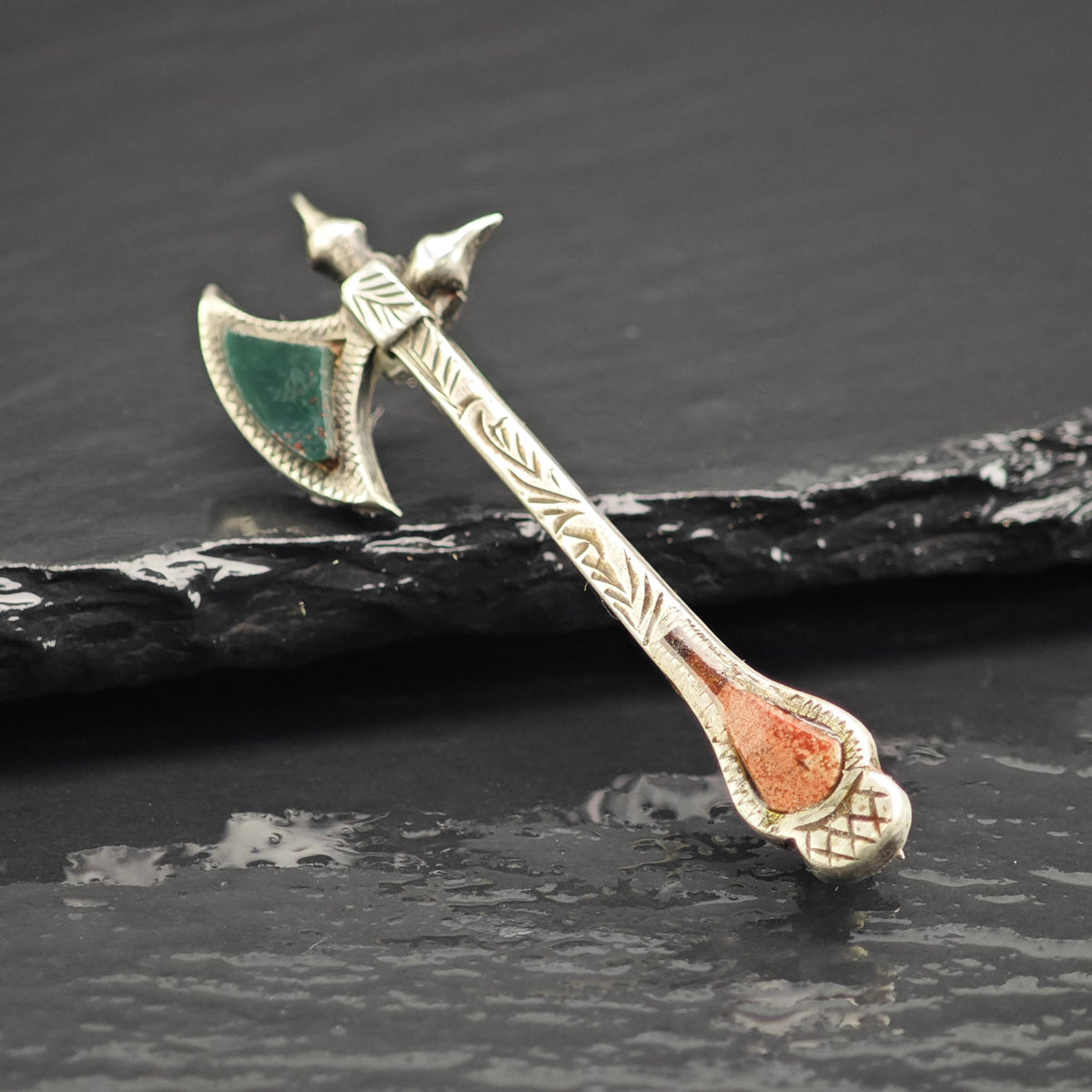 Scottish Agate Axe Sterling Silver Brooch B2237