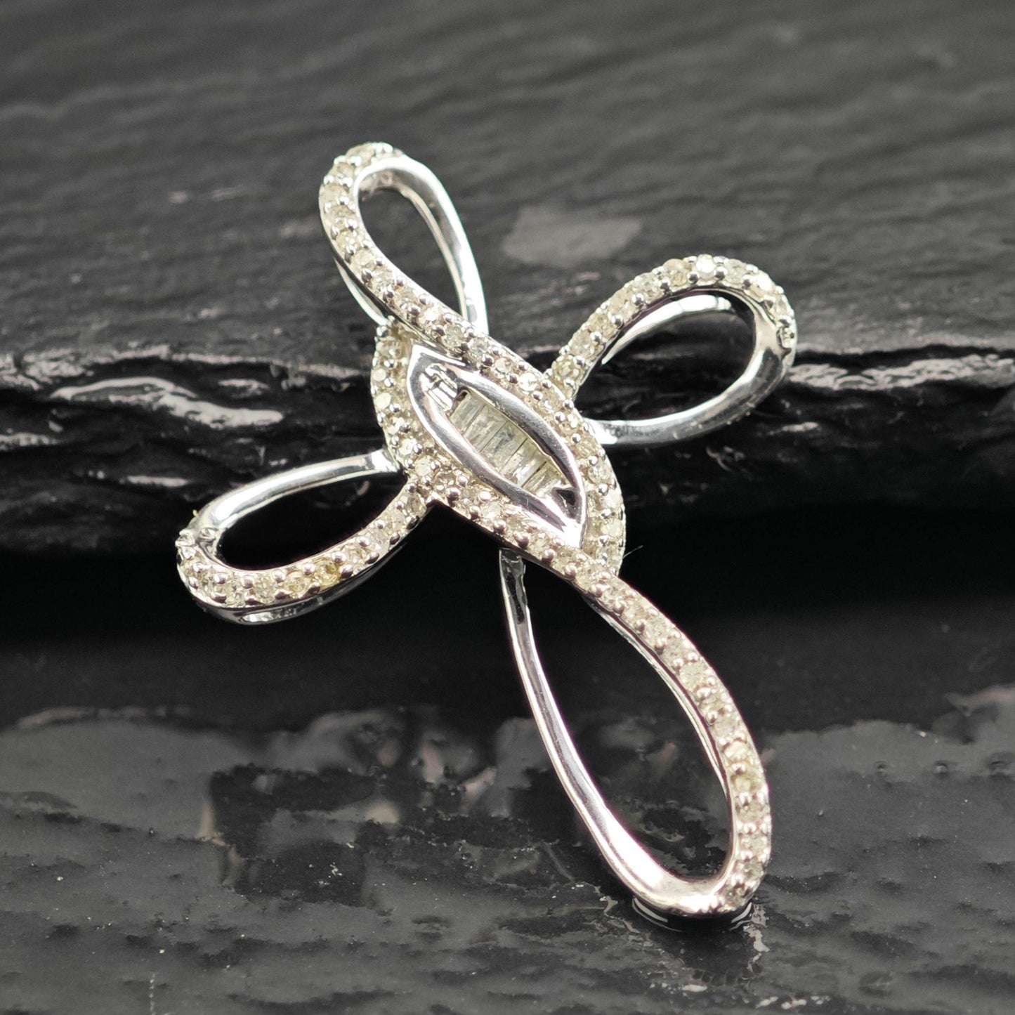 1/3cttw Diamond Cross Sterling Silver Pendant P3051