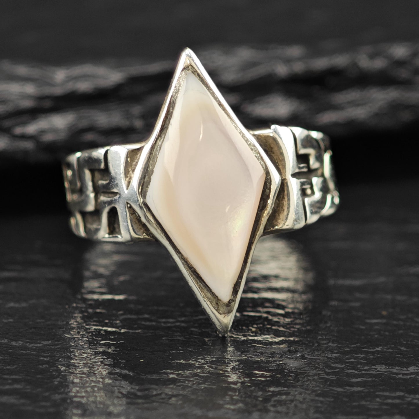 Diamond Shape Pink Mother Of Pearl Ring Sterling Silver Sz 6 1/4 R6093
