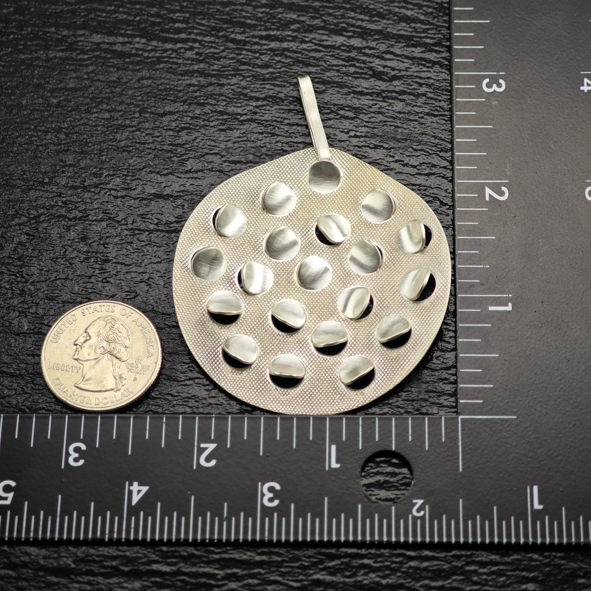 Modernist Circular Sterling Silver Pendant P3118