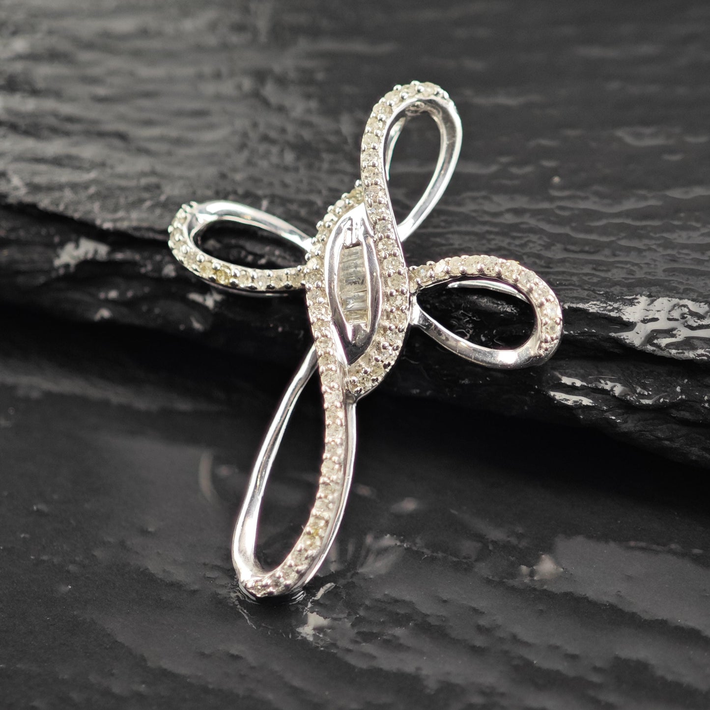 1/3cttw Diamond Cross Sterling Silver Pendant P3051