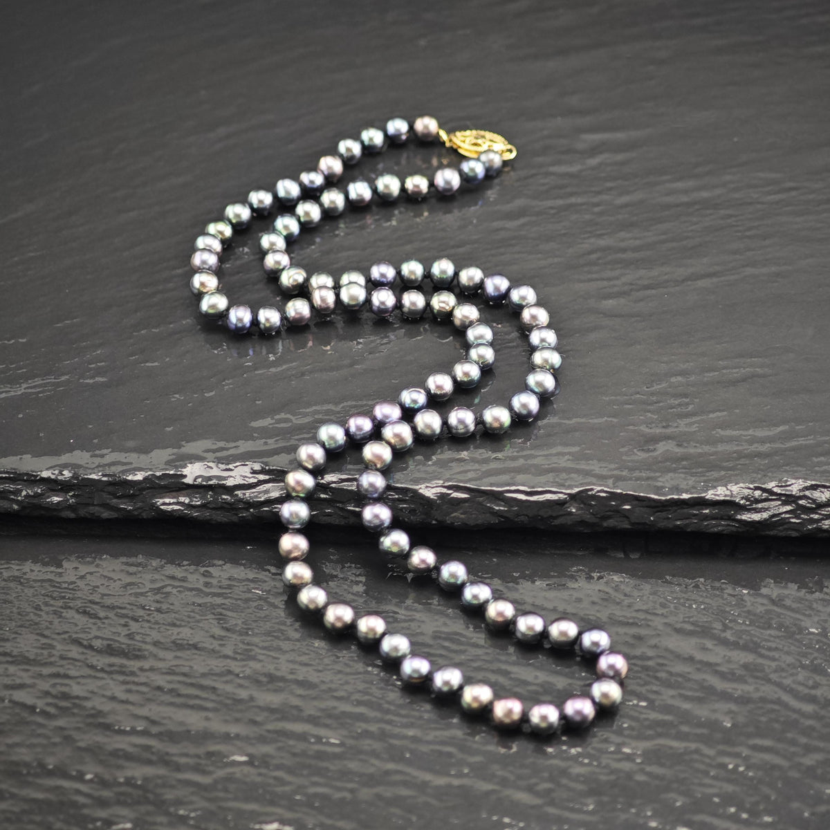 Dark Blue 4.5mm Pearls 14K Gold Clasp Beaded Necklace N2774