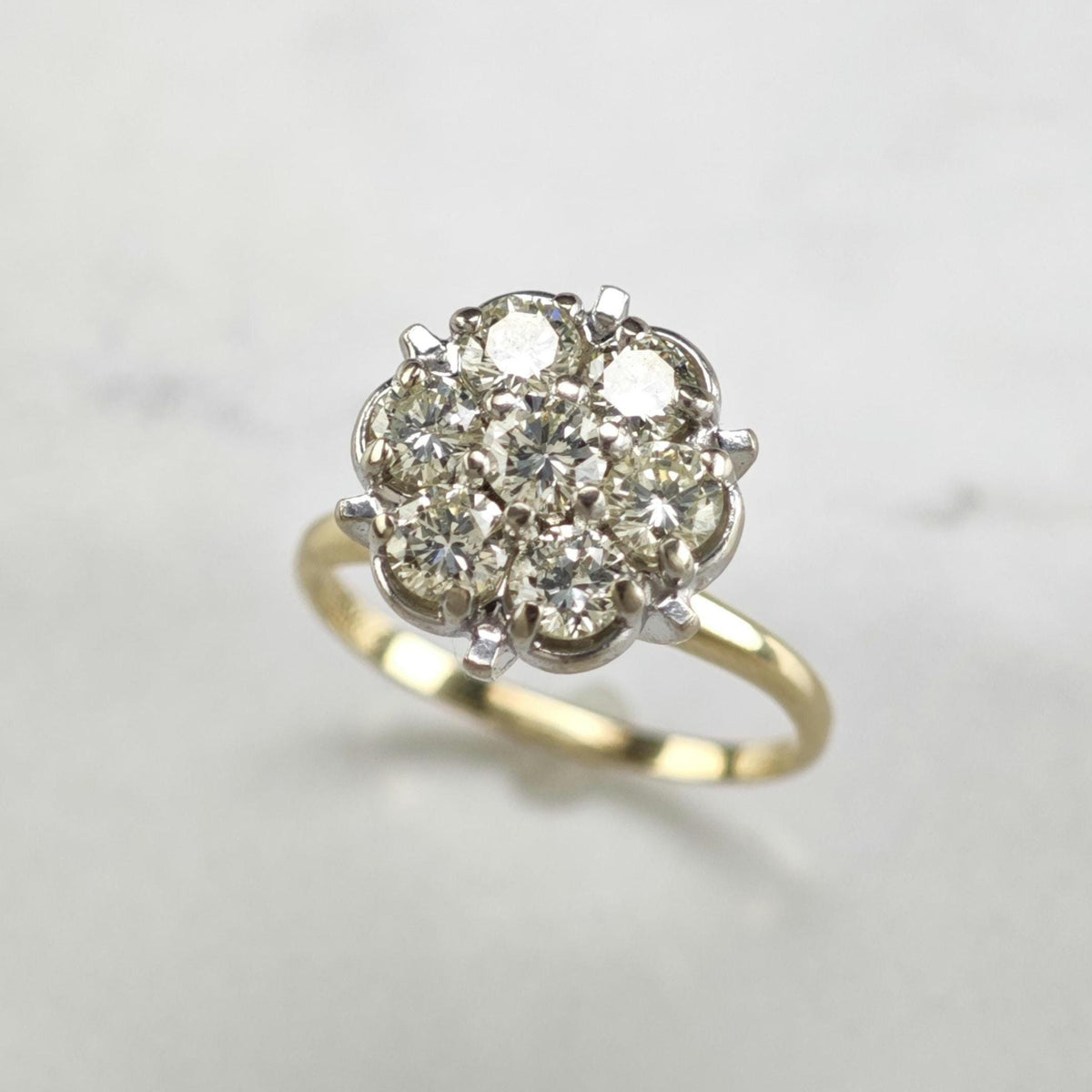 1cttw Diamond Cluster Tall Shoulder 10K Gold Ring Sz 4 1/4 R6773
