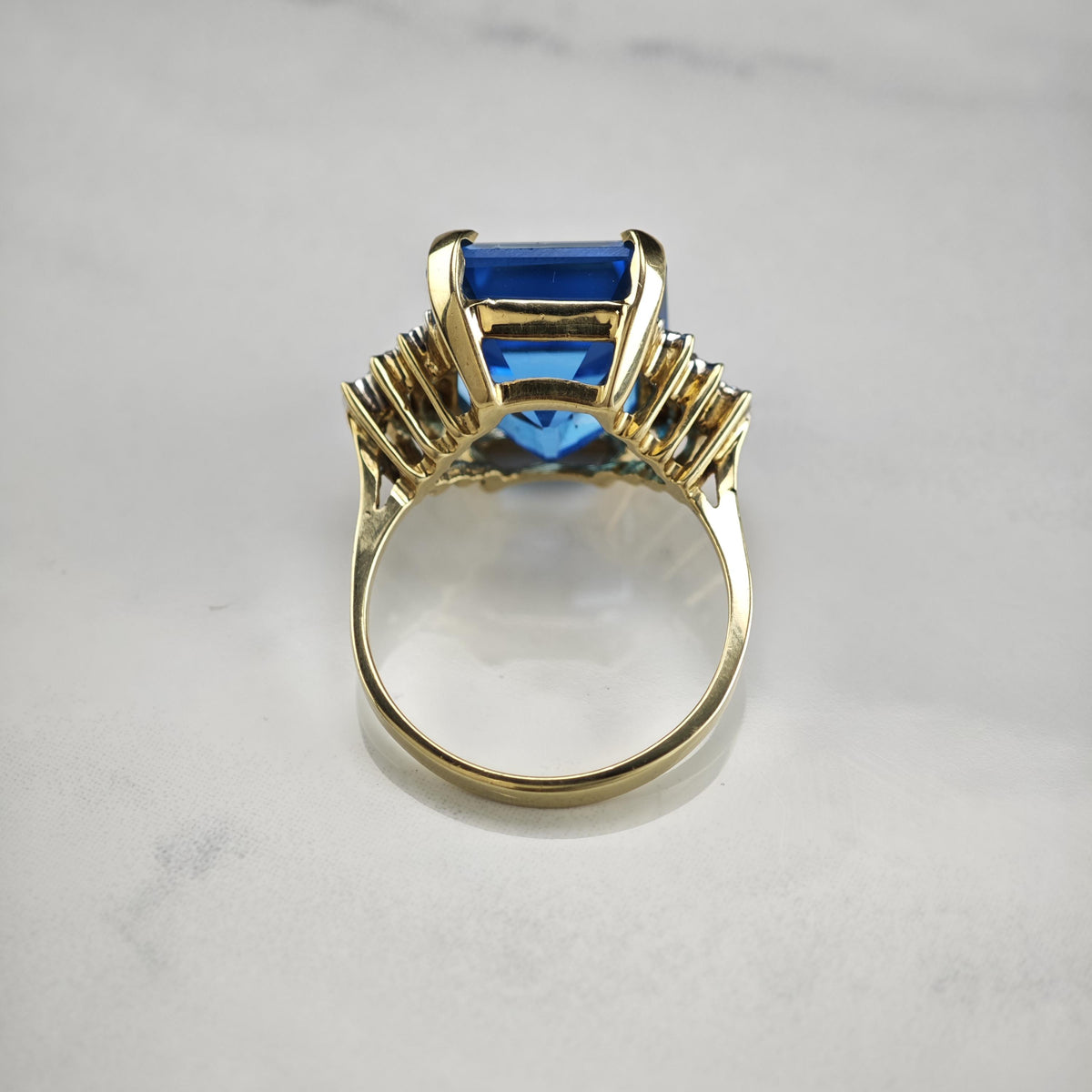 Large Topaz & Diamond 10K Gold Ring Sz 7 R6768