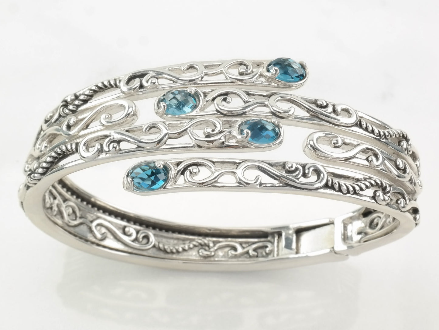 Carolyn Pollack Sterling Silver Bangle Bracelet Blue Topaz Swirl